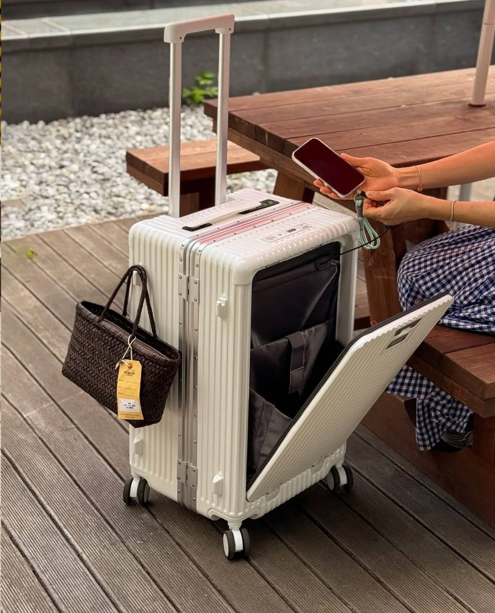 Voyage Léger – Valise avec Balance Intégrée